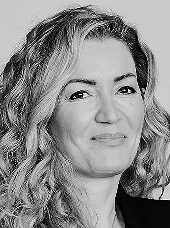 Canan_Aytekin-_230111_pva_portraits-17665.jpg