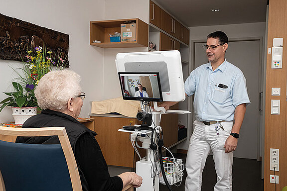 2025004_Telemedizin_Seniorenzentrum_Liebigstrasse_IMG_0571.jpg