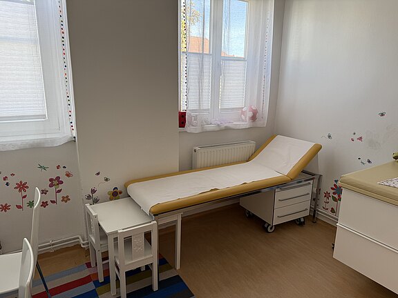 AE_Kleinanzeige_Kinderärztliche_Wahlarztordination_im_Zentrum_von_Wolkersdorf_NÖ_zu_übernehmen_3.jpeg  