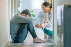 KARRIERE-MEDIZIN.COM-_Kinder-_und_jugendpsychiatrische_Kliniken_schlagen_Alarm.jpg  